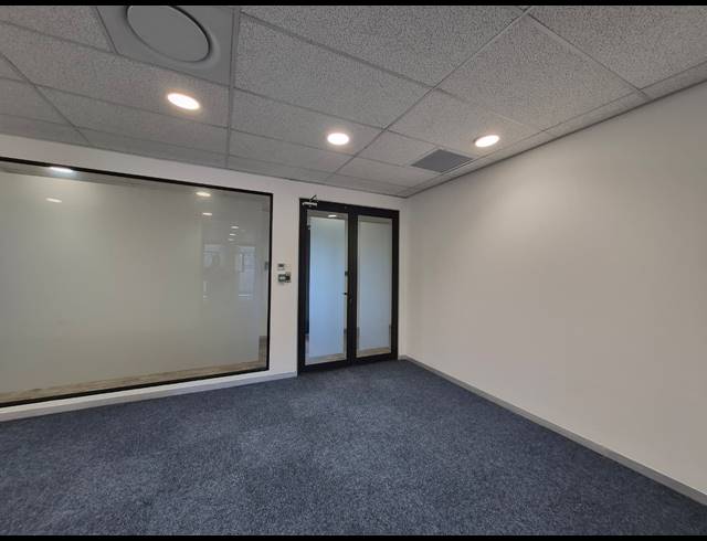 241M² OFFICE TO LET IN DUNKELD